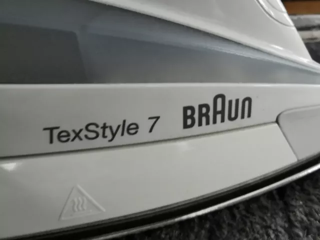 Braun Dampfbügeleisen TexStyle 7 Bügeleisen