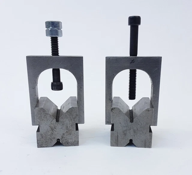 Mitutoyo 181-901 V Blocks/Clamp Set