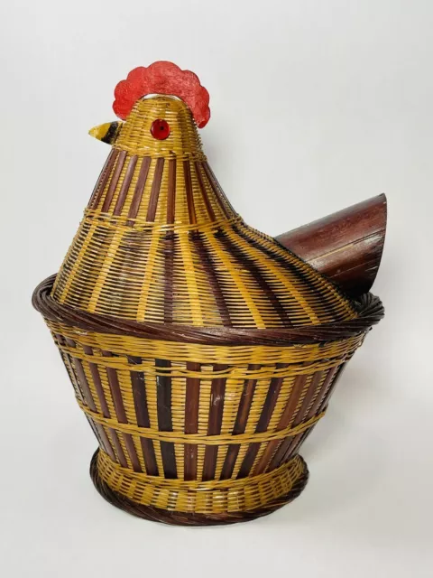 Large Wicker Chicken Hen Rooster Bird Basket Nesting Vintage Cottagecore Farm