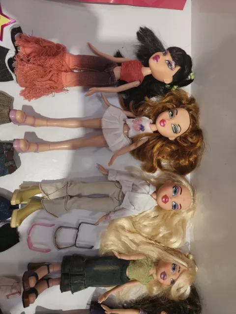 Bulk Lot of Bratz Dolls, Clothes, Shoes & Accessories, Vintage 2001 collectible 2