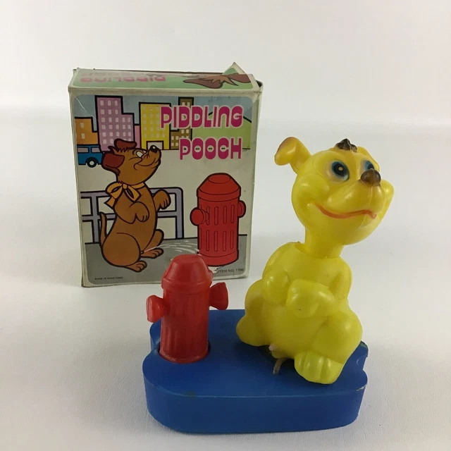 Piddling Pooch Water Spraying Fire Hydrant Novelty Toy Peeing Puppy Vintage 70s