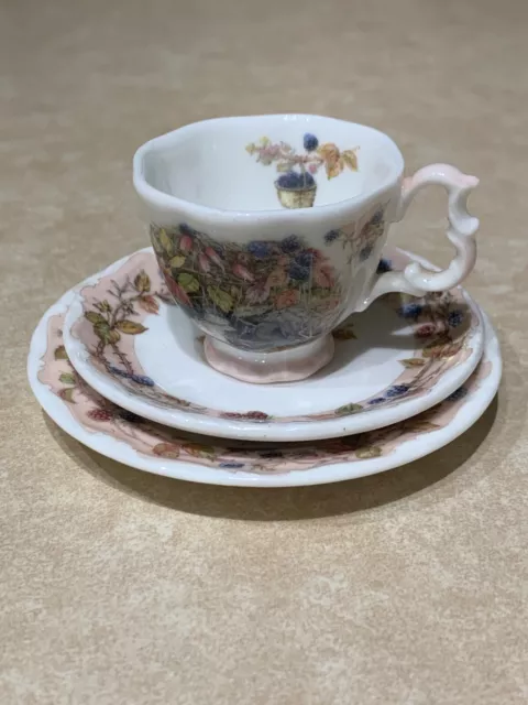 Royal Doulton Brambly Hedge Autumn miniature Tea Cup Saucer & Plate