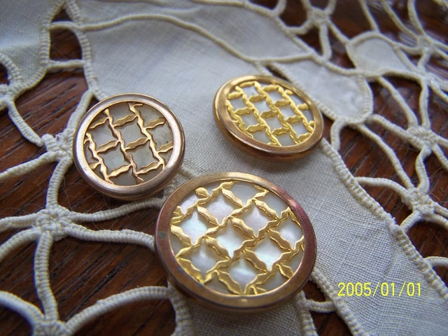 Lot De 36 Boutons Vintage Vert Nacré - Trous 1,5cm, Référence 2912, Origine France