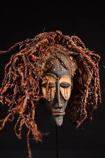 19025 African Old Chokwe King Mask / Dr Congo