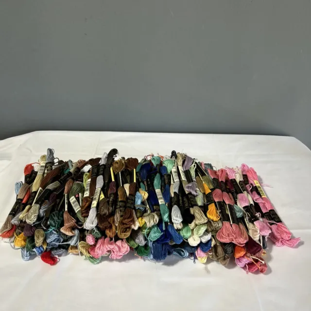 LARGE LOT OF 232 SKEINS DMC EMBROIDERY FLOSS New 1g