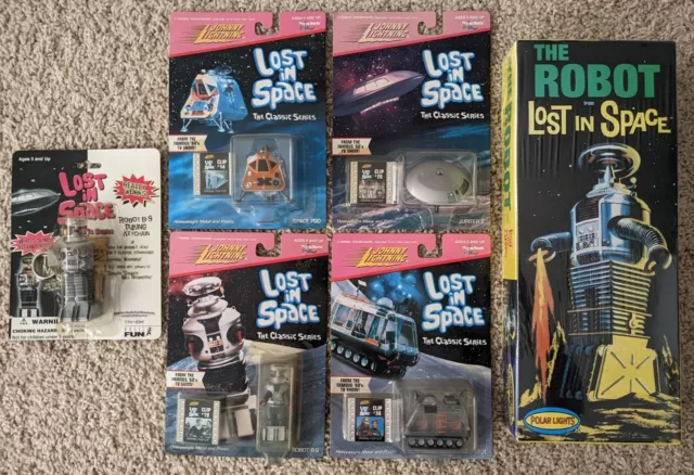 LOST IN SPACE Robot Jupiter 2 Chariot Pod Johnny Lightning NEW Assortment Lot LOST IN SPACE Robot Jupiter 2 Chariot Pod Johnny Lightning NEW Assortment Lot