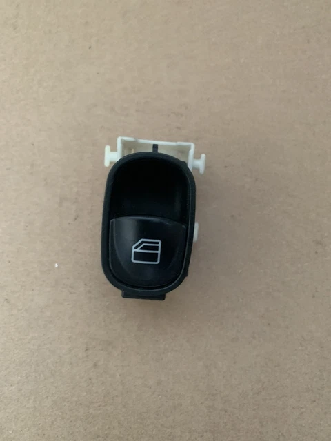 Interrupteur Levée Vitre Cache Bouton Mercedes Classe C W203 - Réf. A2038210679 - Neuf