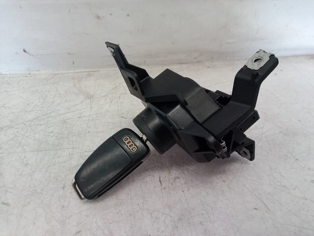 4F0910131 Blocco Accensione Interruttore Avviamento / 4F0909131 / 4F0910131 / 768894 Per Audi