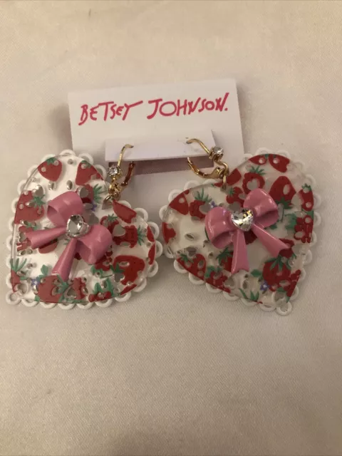 Betsey Johnson White Heart Shaped Candy Box Drop Earrings Strawberries & Bow NWT