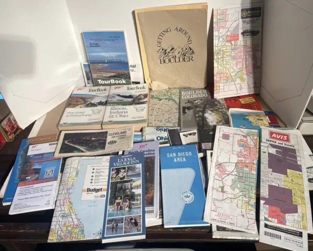 HUGE LOT AAA Guide Tour Books, Road Maps, Street Atlas - Cleveland, San Diego
