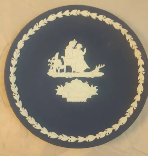 1975 Mother's Day Plate Wedgwood Blue/white Jasper ware