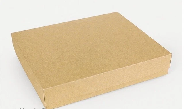 CRAFT 23cm X 28cm X 5cm BOX WITH A LID GIFTS, RETAIL, TOYS, BAKERY. CRAFT 23cm X 28cm X 5cm BOX WITH A LID GIFTS, RETAIL, TOYS, BAKERY.