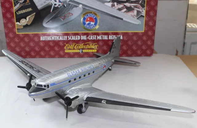 Ertl Prestige Serie - F891 - Douglas Dc-3 Dakota - Alaska Airlines - Massstab 1:72