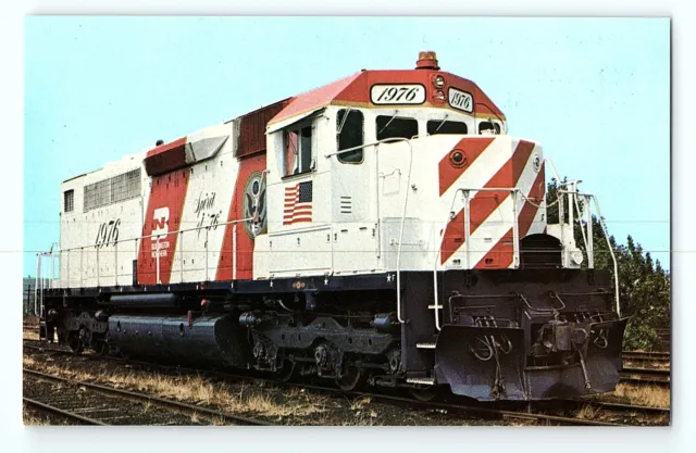 Burlington Northern Railroad 1976 Electro-Motive SDP40 Locomotive VTG Postcard