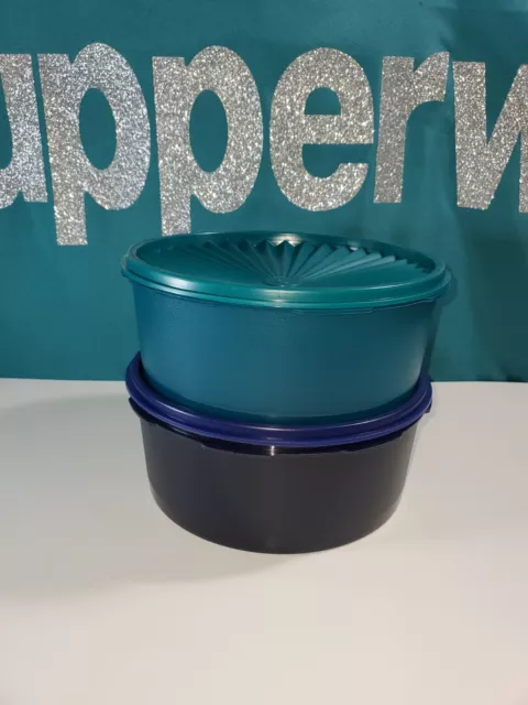 https://www.picclickimg.com/W-cAAOSw88xkHvBS/Tupperware-Servalier-Stacking-Cookie-Canisters-One-Touch-Seal.webp