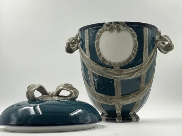 Antike KPM Berlin Porzellan Vase Urne mit partieller CraqueléGlasur Deckelvase 4
