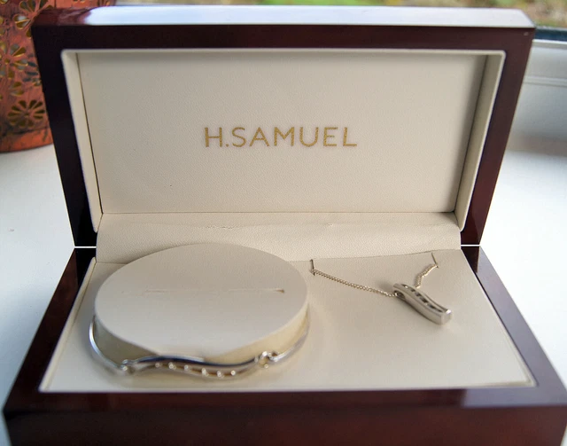 H samuel mothers deals day necklace