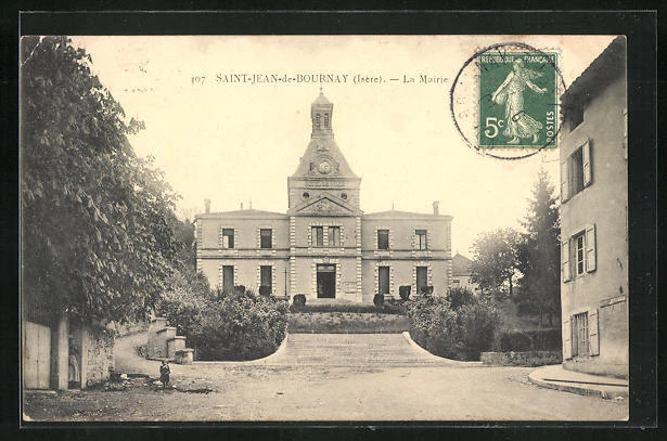CPA Saint-Jean-de-Bournay, La Mairie