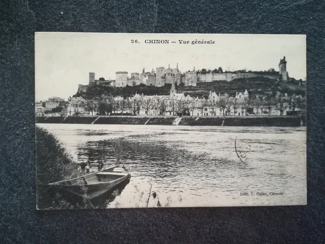 XH319 CPA Circa 1920 Chinon - View Générale De La Loire Boat