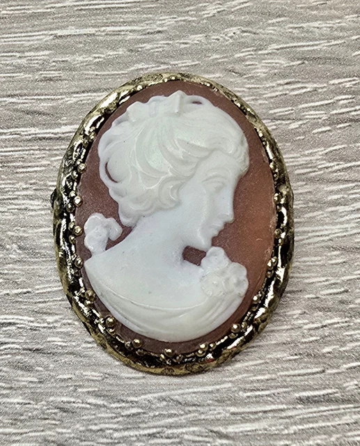 BROCHE ANCIENNE CAMEE Porcelaine De Limoges EUR 21,50 - FR BROCHE ANCIENNE CAMEE Porcelaine De Limoges EUR 21,50 - FR