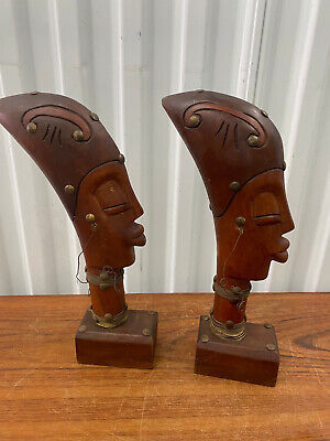 Mid Century Vintage Pair Of Hand Carved African Wooden Statues Figurines