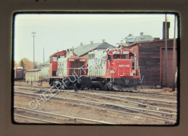 Original '76 Ektachrome Slide SOO Line 2112 SW9 755 SD40 Stevens Point  37O5