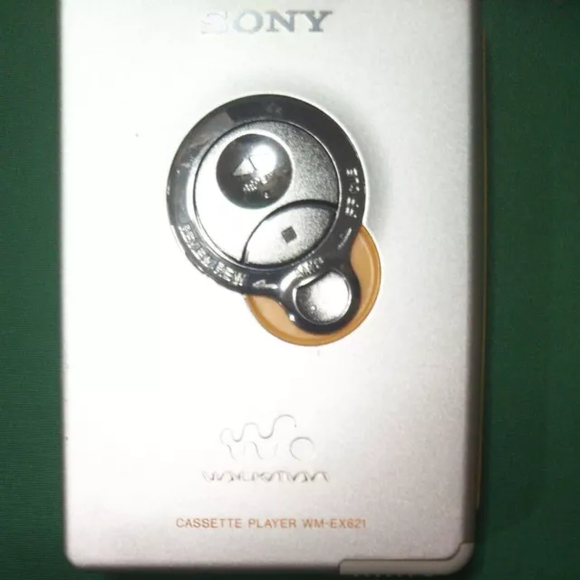 SONY Reproductor de casetes Walkman WM-EX621 plateado Usado en Japón