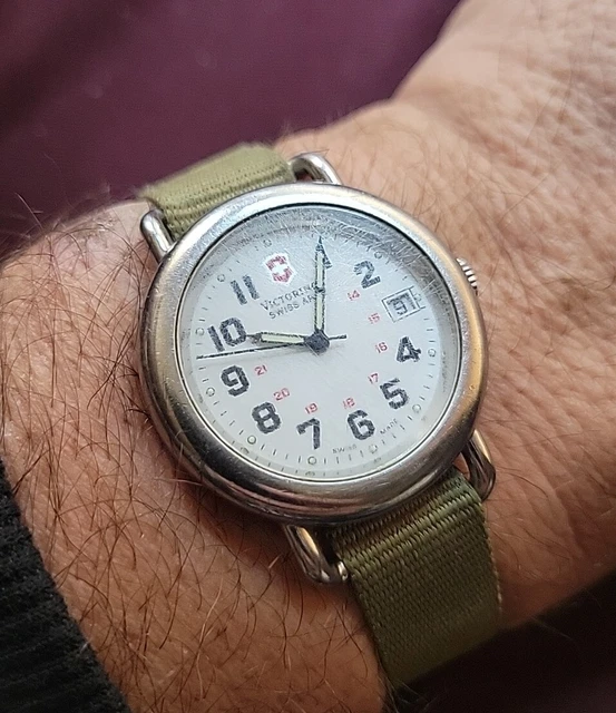 Swiss army deals cavalry watch battery