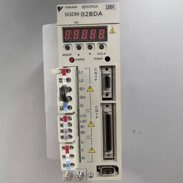 one Used yaskawa for SGDM-02BDA Servo Drive 100V SPOT STOCKS