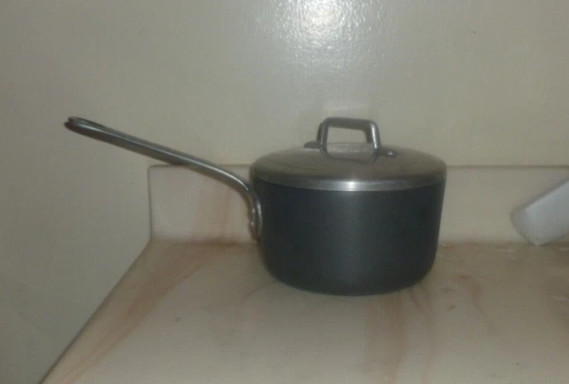 MAGNALITE GHC Professional  2 qt  Saucepan Vintage USA