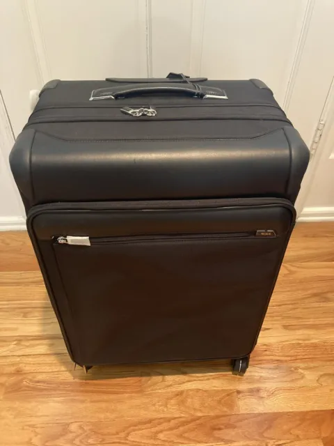 Tumi Macarthur 26-Inch Short Trip Expandable Packing Case - Black
