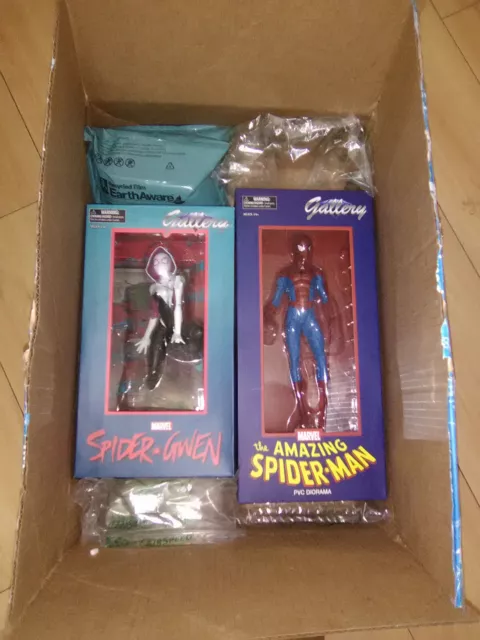 marvel gallery spider gwen the amazing spiderman figure statue