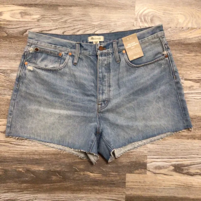 Madewell Button Fly Curvy Cotton Relaxed Denim Shorts Light Rinse Size 31 NWT