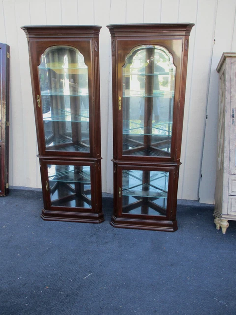 63770 PAIR of Matching  ETHAN ALLEN Mahogany Corner China Cabinet Curios