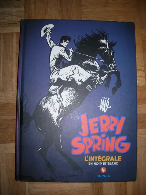 Bd Integrale Jerry Spring Noir Et Blanc  Tome 4 Edition Dupuis En Tres Bon Etat