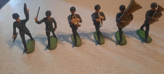 Elastolin 34 soldats prussiens ou allemands fanfare - Collection