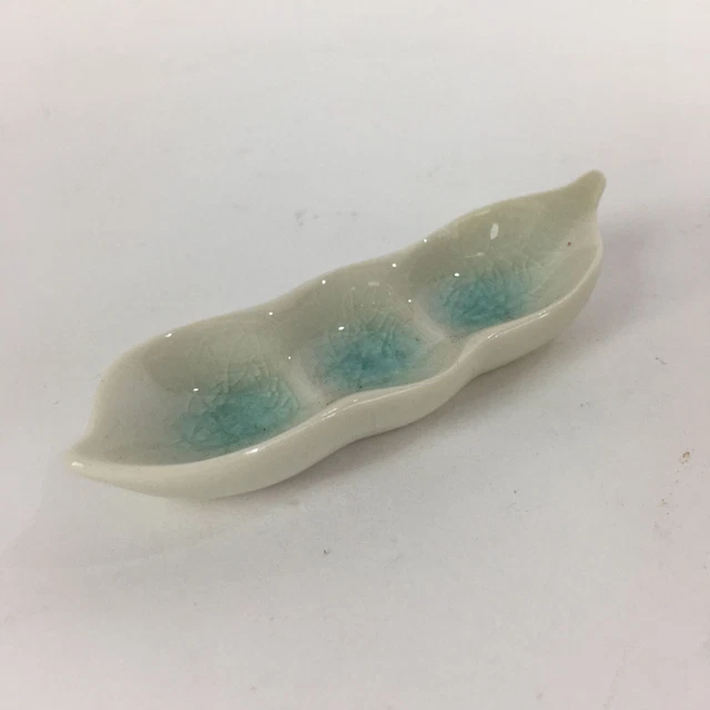Japanese Ceramic Chopstick Rest Holder Vtg Edamame Beans Shape White CR212