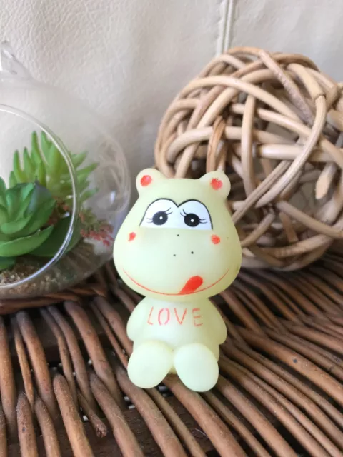 ☻ Ancienne Figurine Hippo Love Phosphorescent Vintage Luminoux Hong Kong