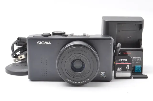 Sigma DP2  14.0 MP Digital Camera Black W/Battery, Charger from Japan [Exc+++]
