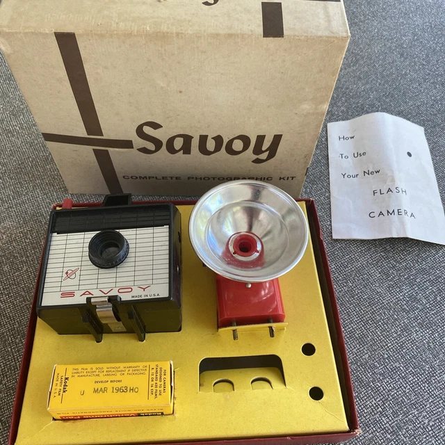 Vintage Savoy Complete Photographic Kit in Original Box Flash Model Camera 1963