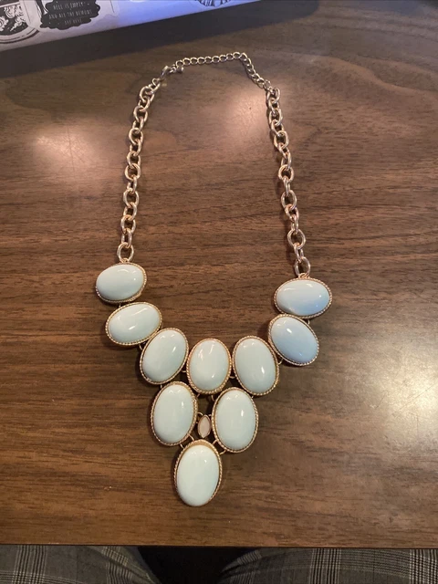 Vintage Metal Gold Tone With Oval Blue Stones Necklace Woman's Jewelry