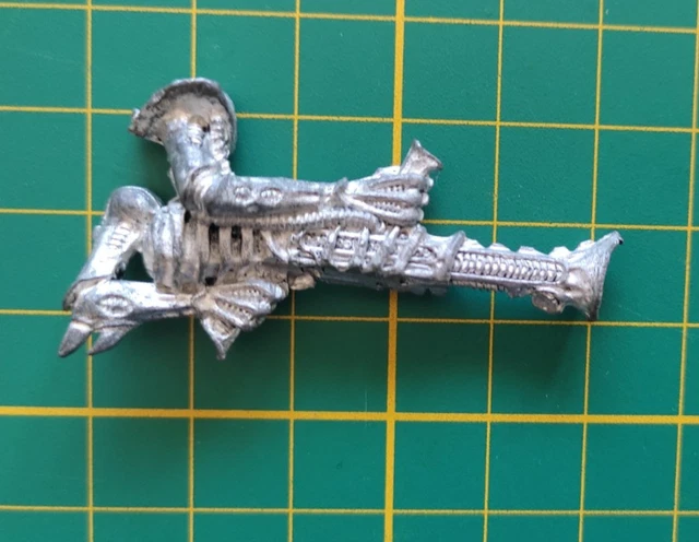 Figurine Warhammer 40k Tyranid Tyrant / Prince, Fouet Queue, OOP, Partiellement Peinte