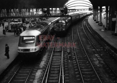 Photo  Hst At Platform 8A Of York Station And Class 40 Diesel Locomotive On Adjo