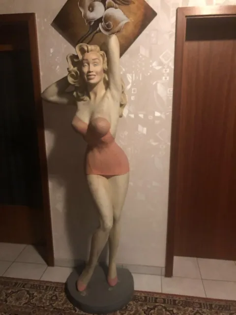 Pin Up Figur Statue Erotik Sexy Girl lebensgroß Deko 50 Jahre Style Us car Diner