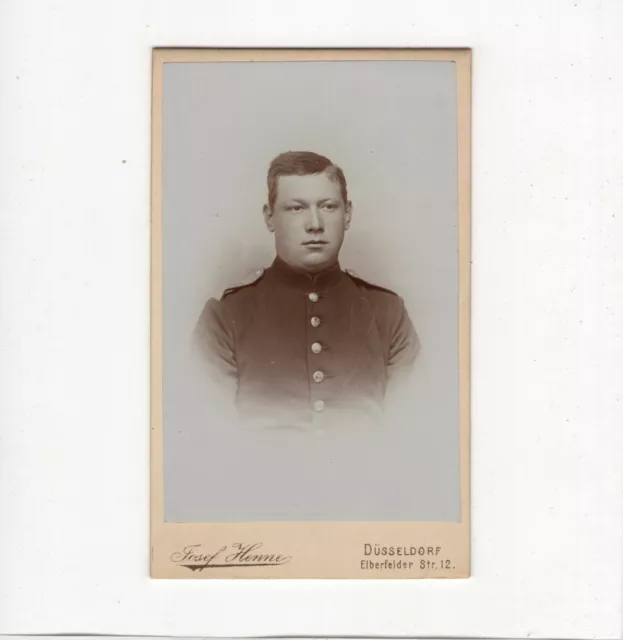 CDV Foto Soldat - Düsseldorf um 1900