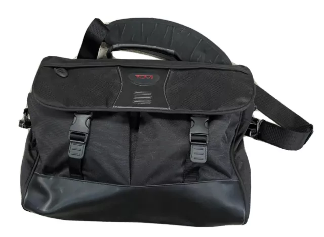 Tumi T-Tech Carry-on Expandable Overnight Laptop Shoulder Bag Multi-Section