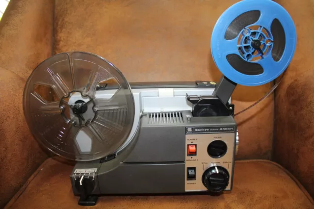 SANKYO 2000H DUAL 8mm MOVIE PROJECTOR.   NEW BELT & 100W LAMP, SERVICED A1 2