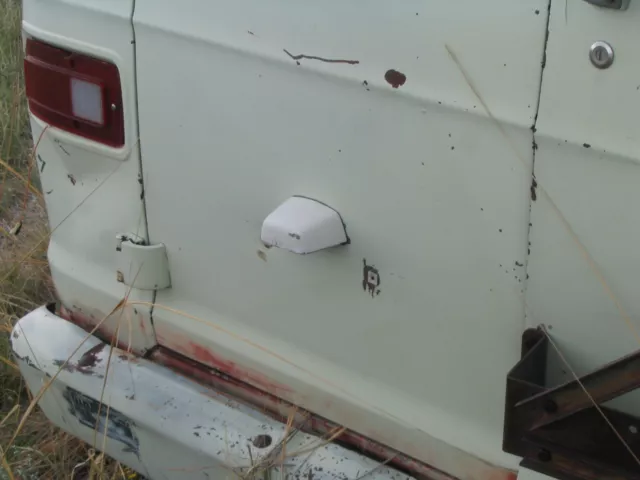 '75 Dodge Van LICENSE PLATE LIGHT ONLY  ---  '71 thru '78 B-vans PARTING OUT ---