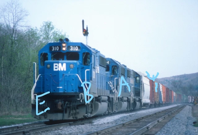 Delaware & Hudson D&H B&M GP40-2 NWLA Rathbone NY 1983 Original Kodachrome