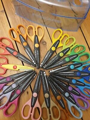 Fiskars Fiskars Paper Edgers Full Set of 18 craft scissors in a box stand patterns edges 